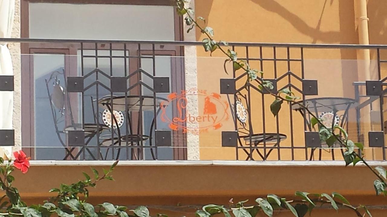 Casa Vacanze Liberty Licata Exteriör bild